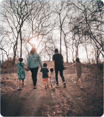 Vedd fel velünk a kapcsolatot!